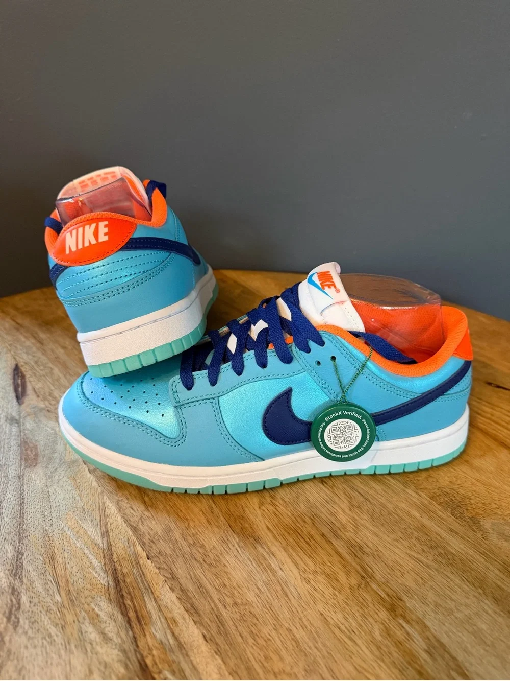 Nike Men’s Turquoise & Navy Low-Top Sneakers with Orange Accents. Size 8. No Box